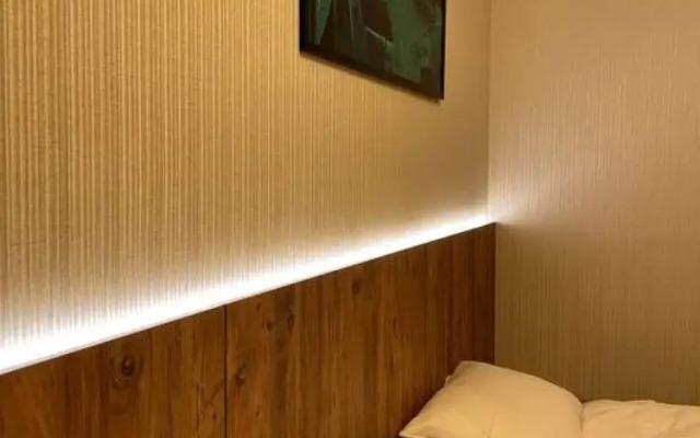 Spacious New 2 1 Apartment-near Mall of Istanbul