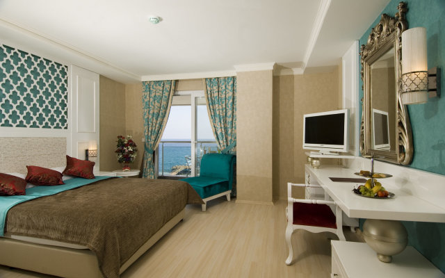 Adenya Hotel & Resort