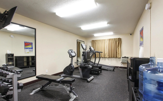 Evergreen Inn & Suites Portland Airport