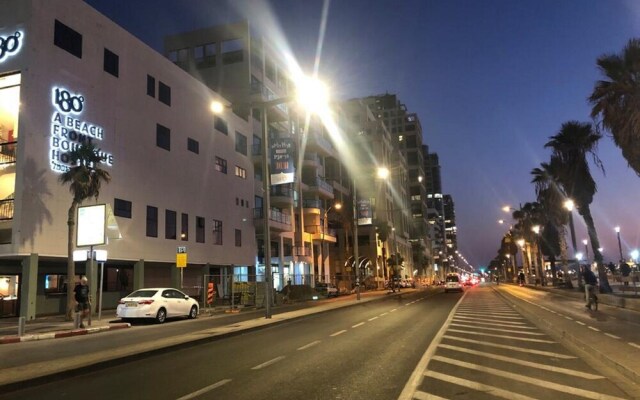 180 Boutique Hostel