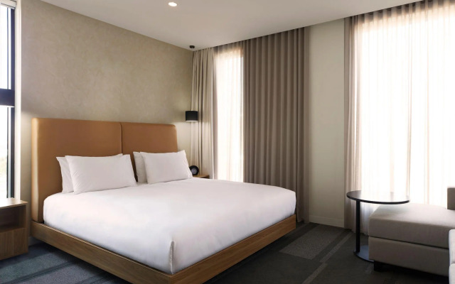 Hyatt Place Melbourne, Essendon Fields