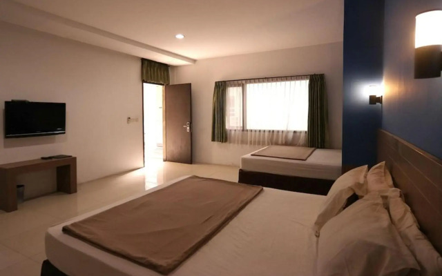 OYO Flagship 3753 Cassa Dua Hotel