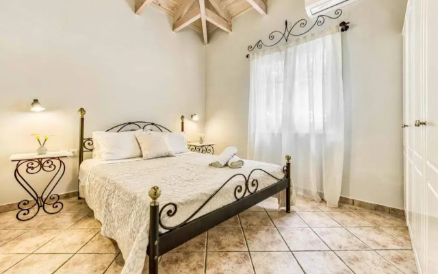 Villa Marathias