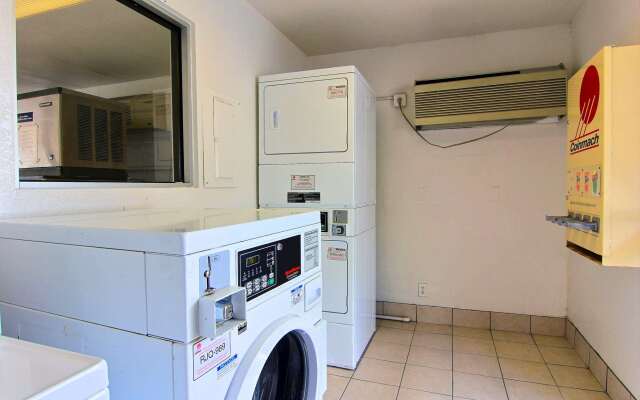 Motel 6 Kingsville, TX