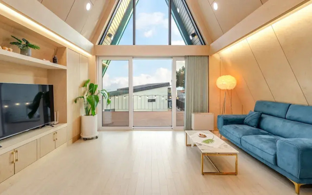 Sacheon Ara Private Pool Villa