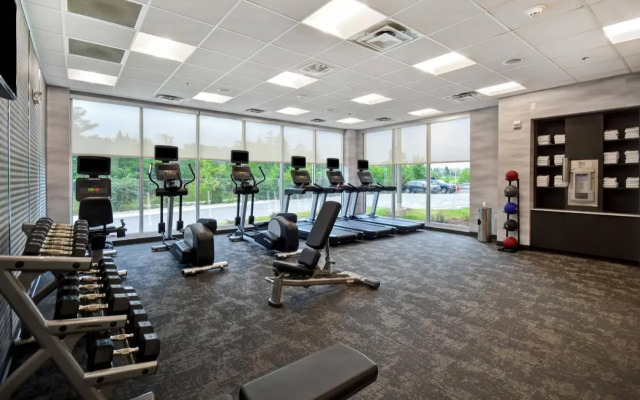 Fairfield Inn & Suites Milwaukee North