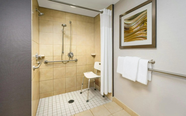 Courtyard By Marriott Farmington