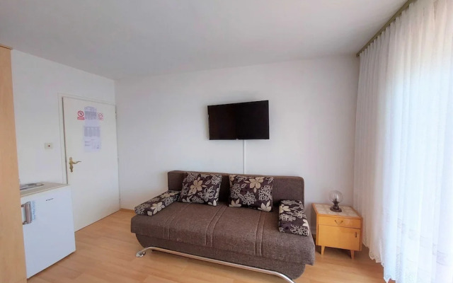 Sleek and Serene Rooms Crikvenica