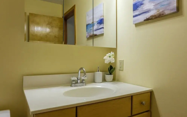 FRONTDESK 2063 East 4th Street Apts Downtown Cleveland