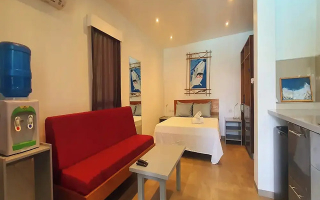 Pili Beach Resort Agmanic