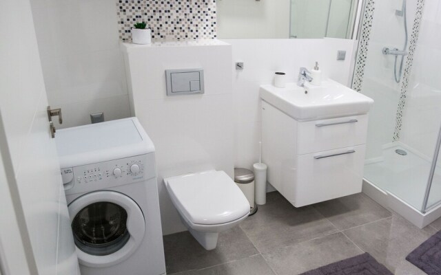 Apartament F&J