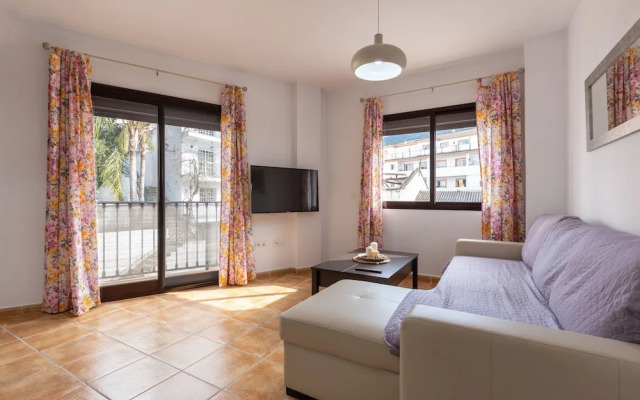 Tolox 2 in Tolox With 1 Bedrooms and 1 Bathrooms