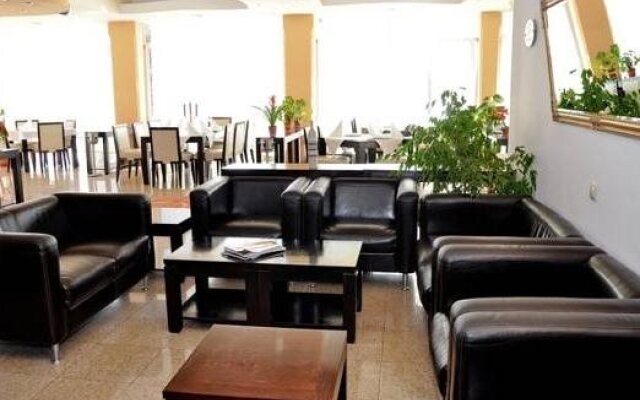 Hotel Opal