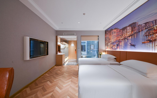 Vienna hotels （ Hebi sands international store）