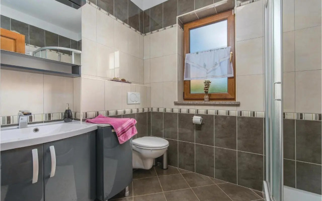 Holiday home Kastelir 50 with Outdoor Swimmingpool