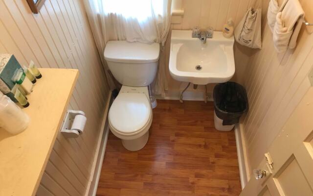 Twin Elm Guest Ranch