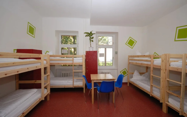 Vienna Westend City Hostel