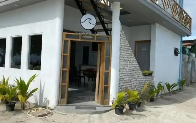 String Wave Maldives