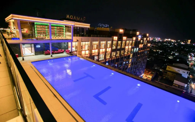 Ramada By Wyndham Vientiane Central