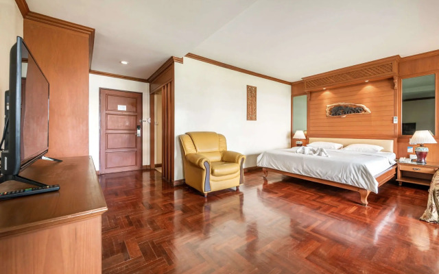 Royal Ivory Sukhumvit Nana