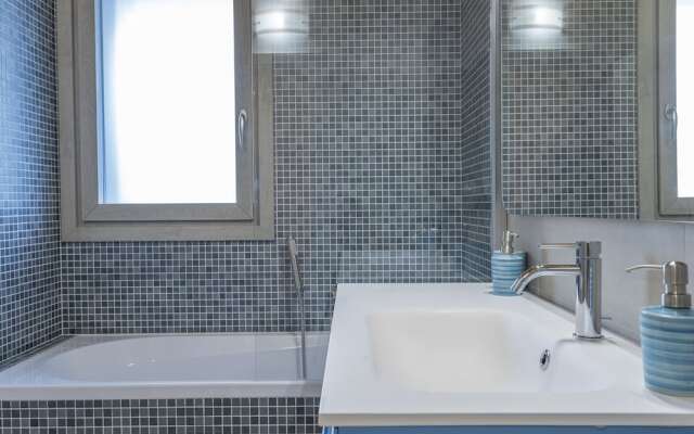 Modern House with Private Garden in Udine