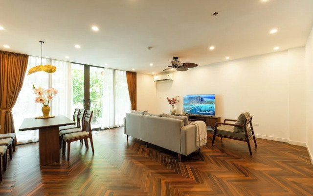 Nine Housing West lake 136 Vu Mien