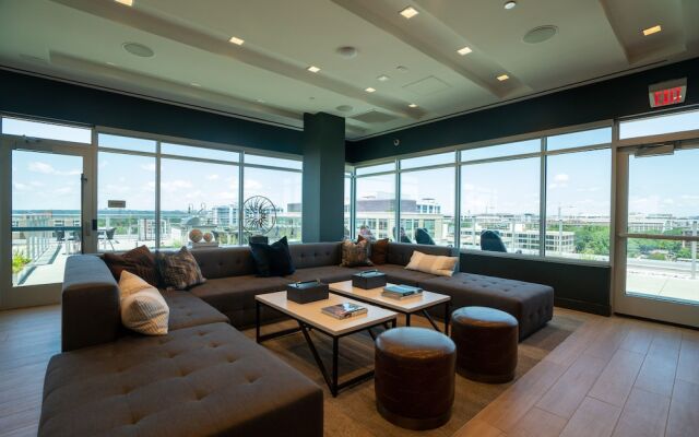 SoBe Waterfront Apartments