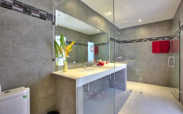 Crystal Bay Yacht Club