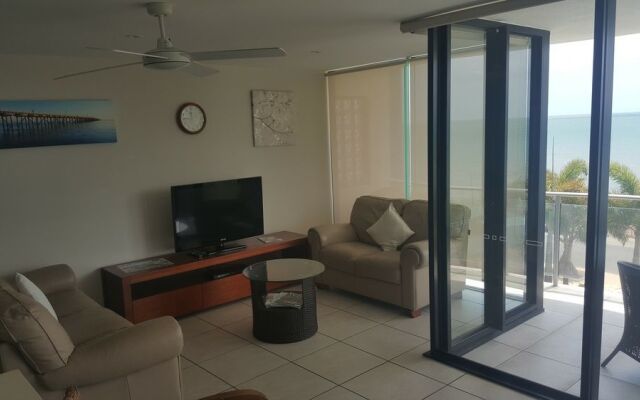 Pier Resort Apartments