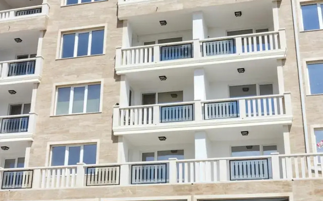 White Lagoon - Luxurious 1BD Flat near Kavarna