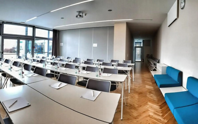 Holiday Inn Prague Airport by IHG
