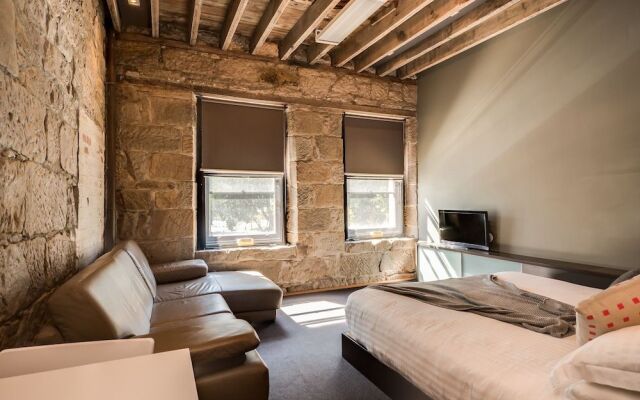 Watermans Hotel
