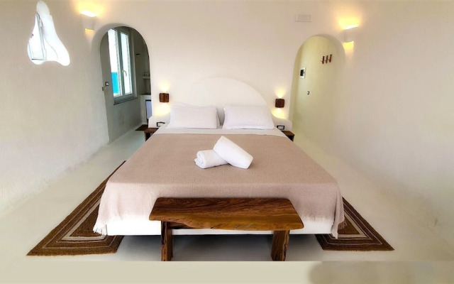 Ravino Secret Retreat