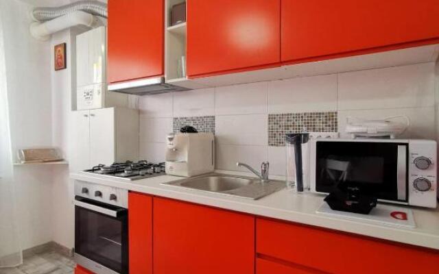 Orange Apartment-Brilliant Apartments