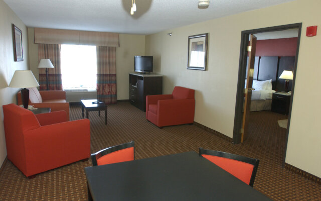 Holiday Inn Hotel & Suites Owatonna