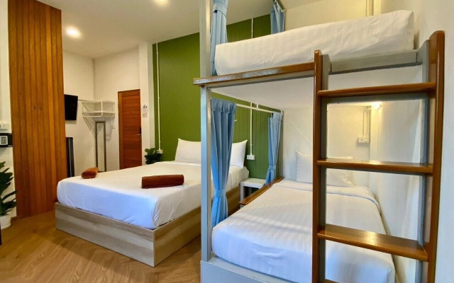 Sleepy Station - Hostel