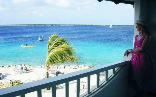 Sand Dollar Condominiums