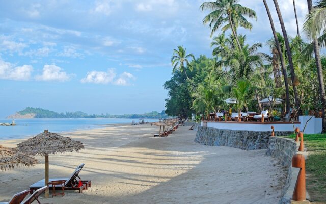 NgapaliI Bay Villas & Spa