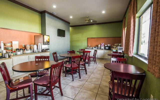 Quality Inn near Blue Spring