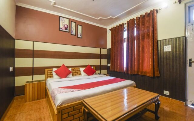 OYO 12411 Woodside Guest House