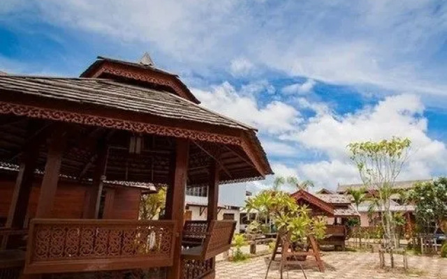 Huen Aumpron Resort