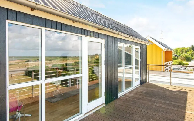 6 Person Holiday Home in Hemmet