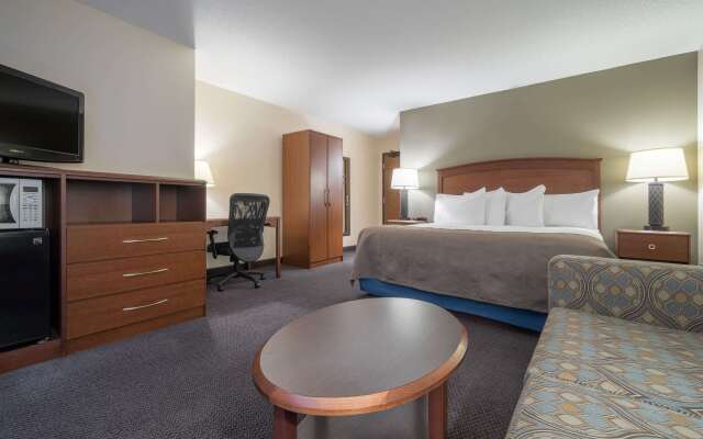 AmericInn by Wyndham Hutchinson