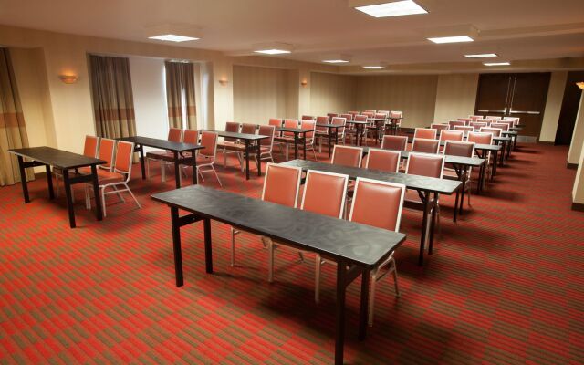 Four Points by Sheraton Philadelphia Northeast