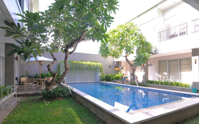 Airy Seminyak Kerobokan Kelod Mertanadi 77 Kuta Bali