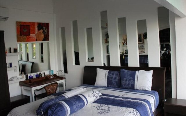 Karon Cliff Contemporary Boutique Bungalows