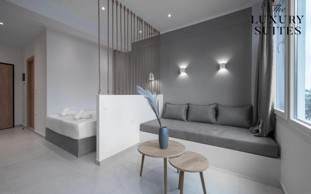 Wall Street Apartments, The Luxury Suites