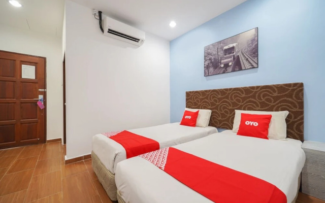 OYO 89912 Jma Ferringhi Beach Hotel