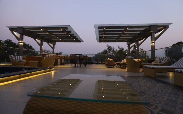 The Pristine Hotel Kanpur