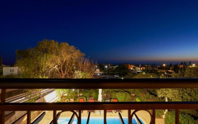 3 bedroom Villa Madelini with private pool, Aphrodite Hills Resort